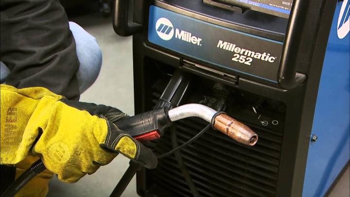 Millermatic® 252 MIG welder run-in